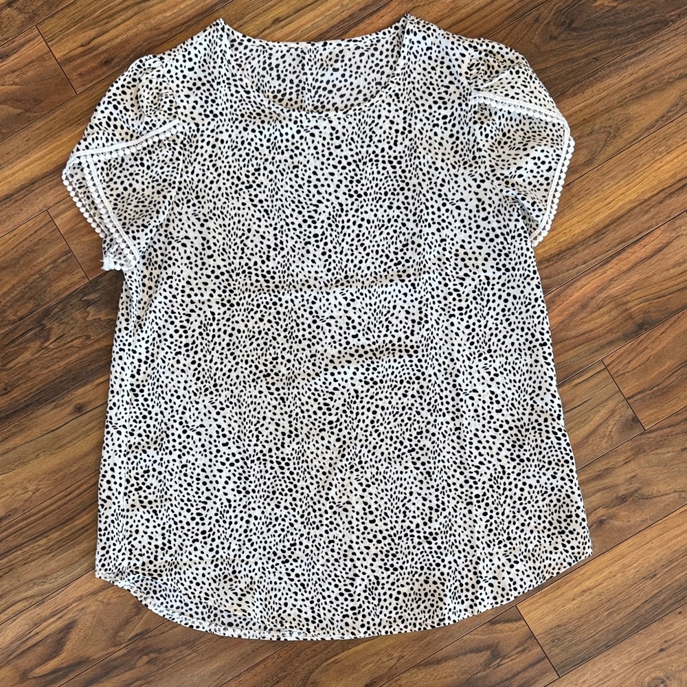 SHEIN Monochrome Speckled Blouse